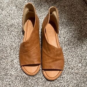 BEAST FASHION Brown Open-Toe Sandals